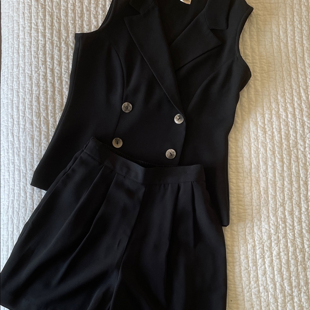David Hollis Black Suit City Shorts & Vest Size 2P